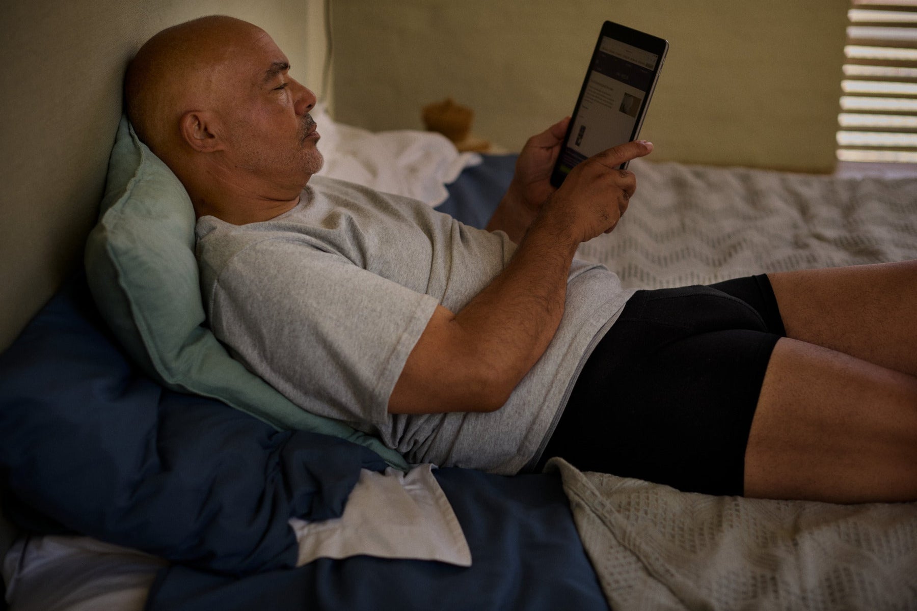 Différences entre fuite urinaire et incontinence – TENA